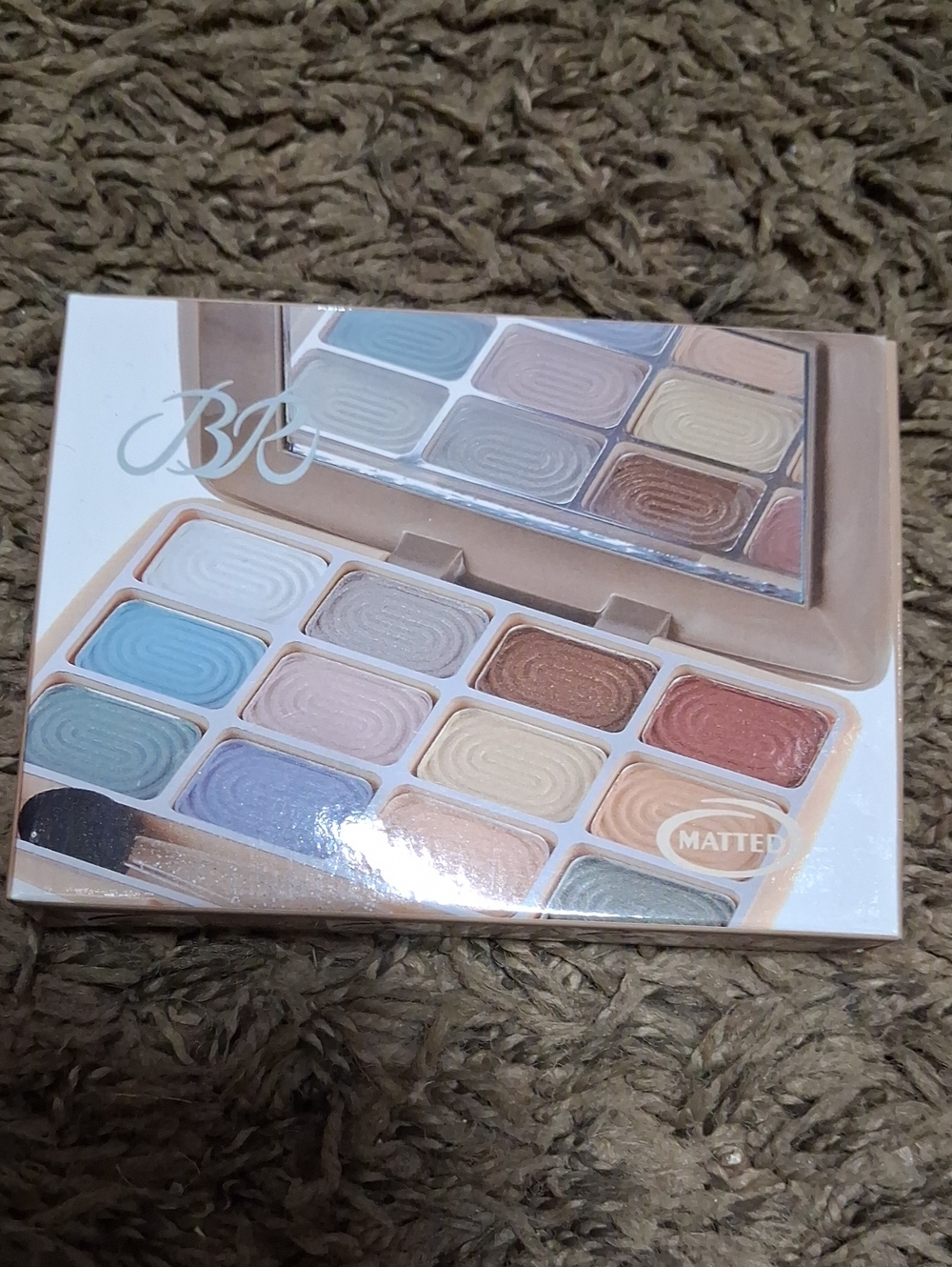 12-Color Matte Eyeshadow Palette in Blue, Pink, Brown, Cream